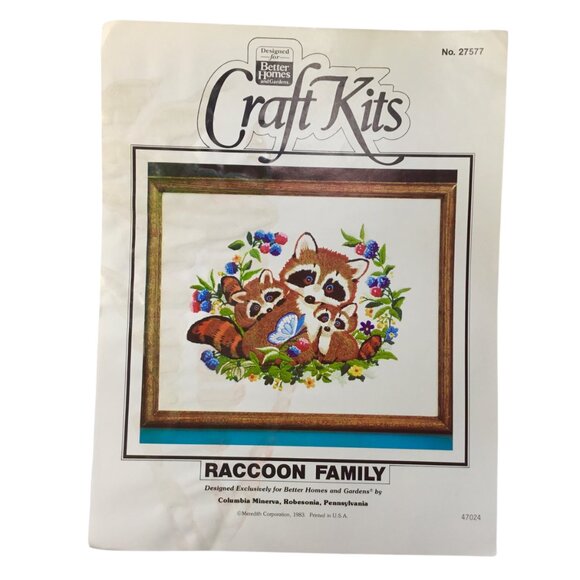 Vtg Raccoon Family Crewel Kit Craft Kit Columbia Minerva 27577 Ruth Morehead - Picture 1 of 6